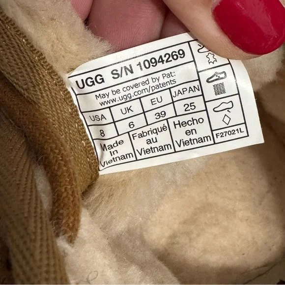 UGG Men's Brown Suede Neumel Chukka Boots size 8 - Picture 8 of 8